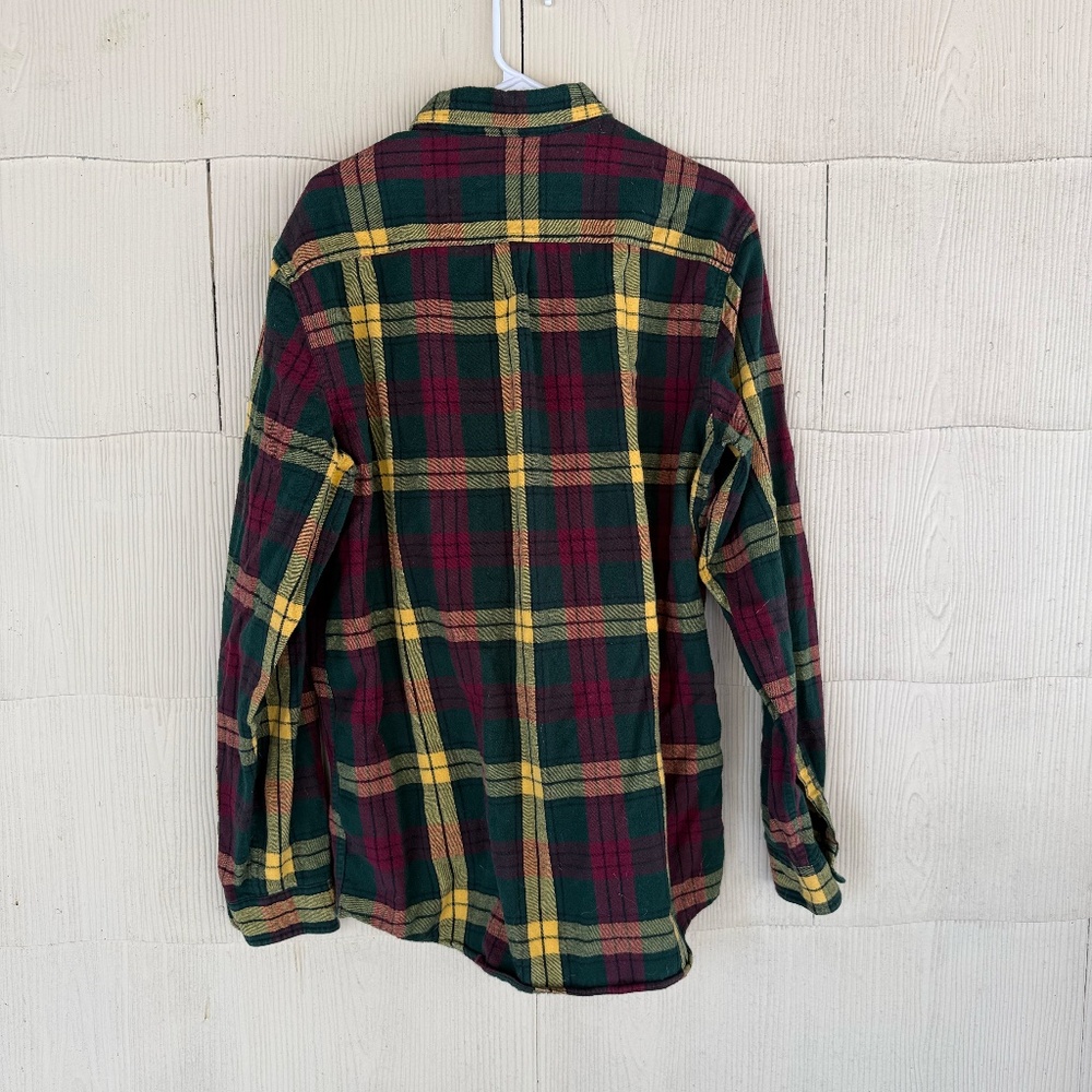 L.L. Bean Men's Scotch Plaid Flannel Shirt - Picture 4 of 4